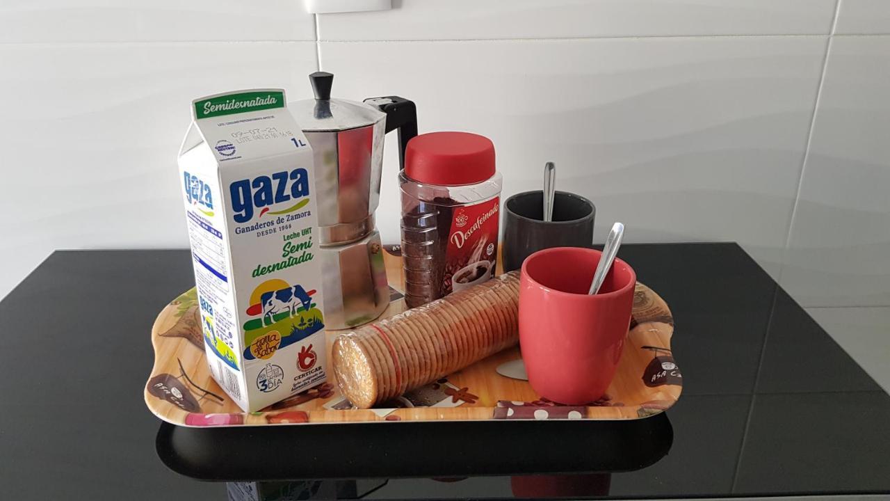 Apartamentos La Muralla 사모라 외부 사진