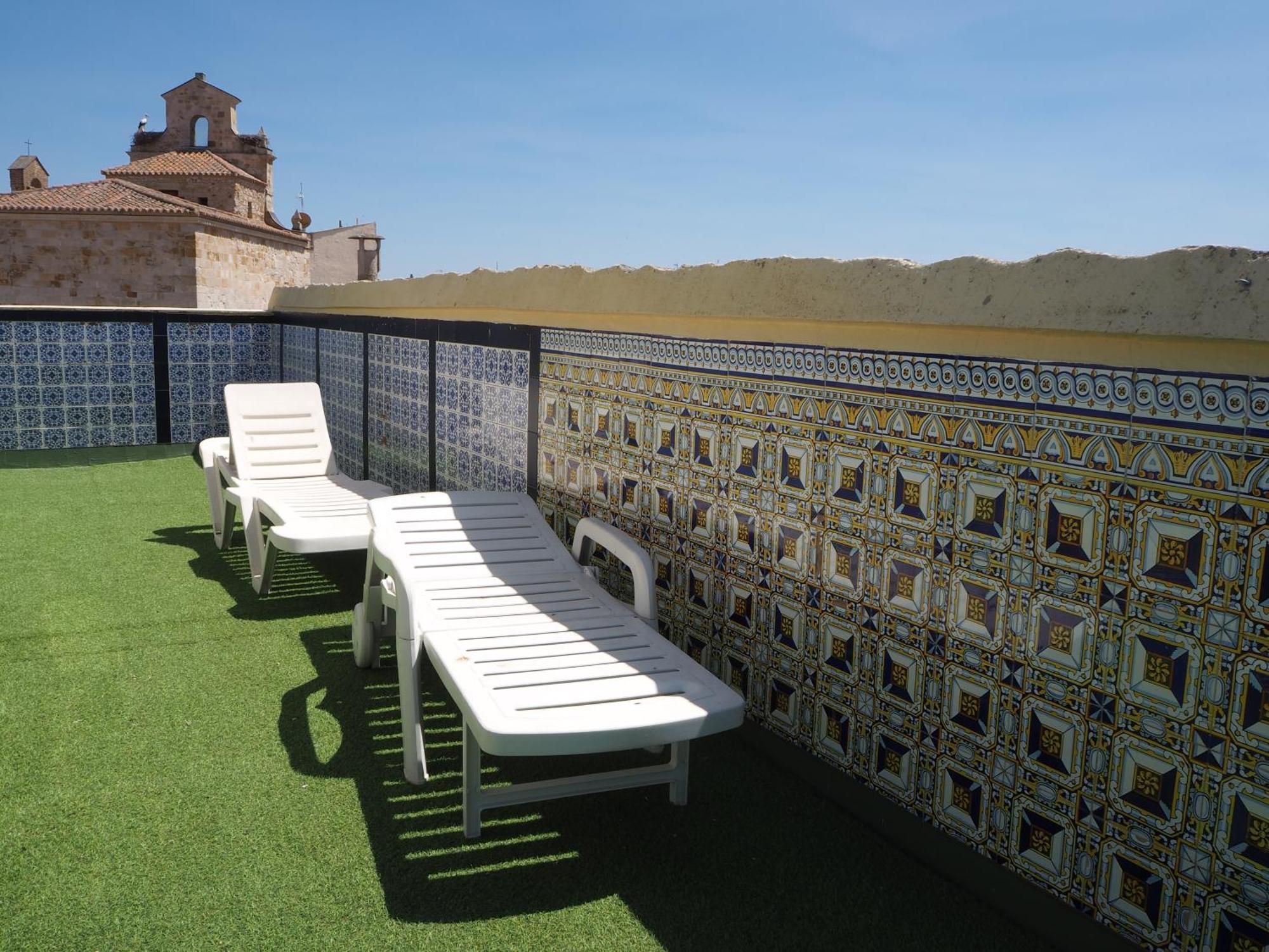Apartamentos La Muralla 사모라 외부 사진