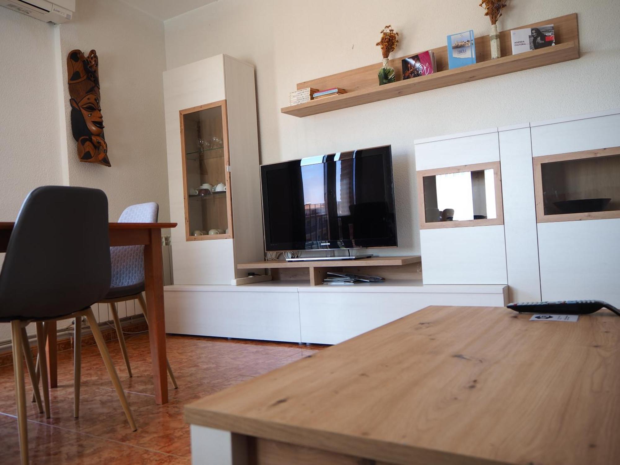 Apartamentos La Muralla 사모라 외부 사진
