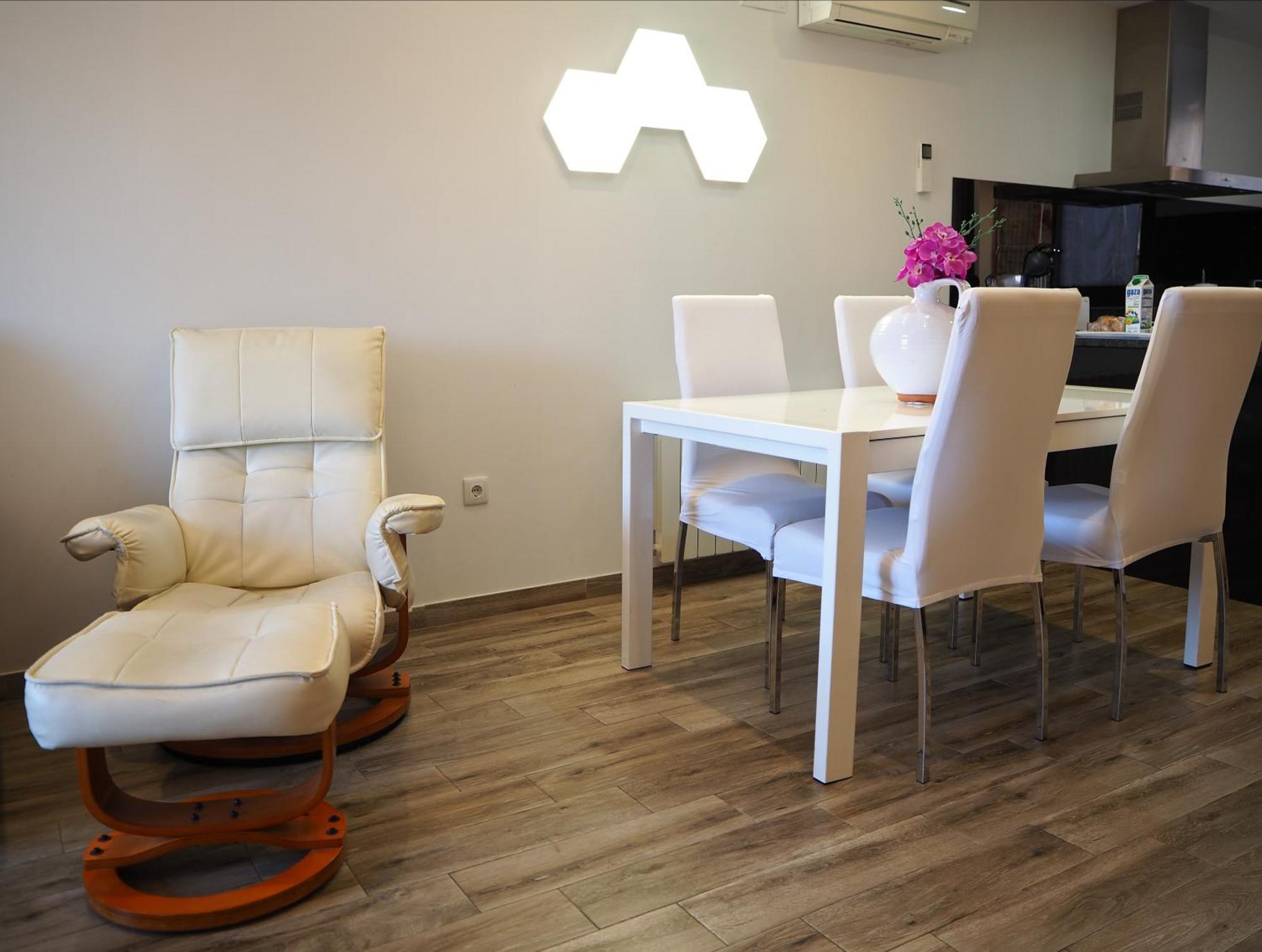 Apartamentos La Muralla 사모라 외부 사진