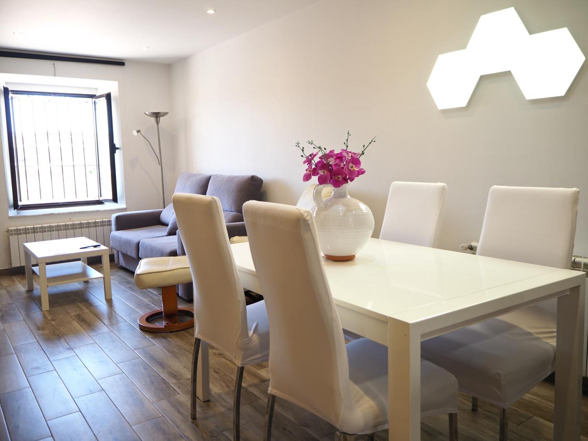 Apartamentos La Muralla 사모라 외부 사진