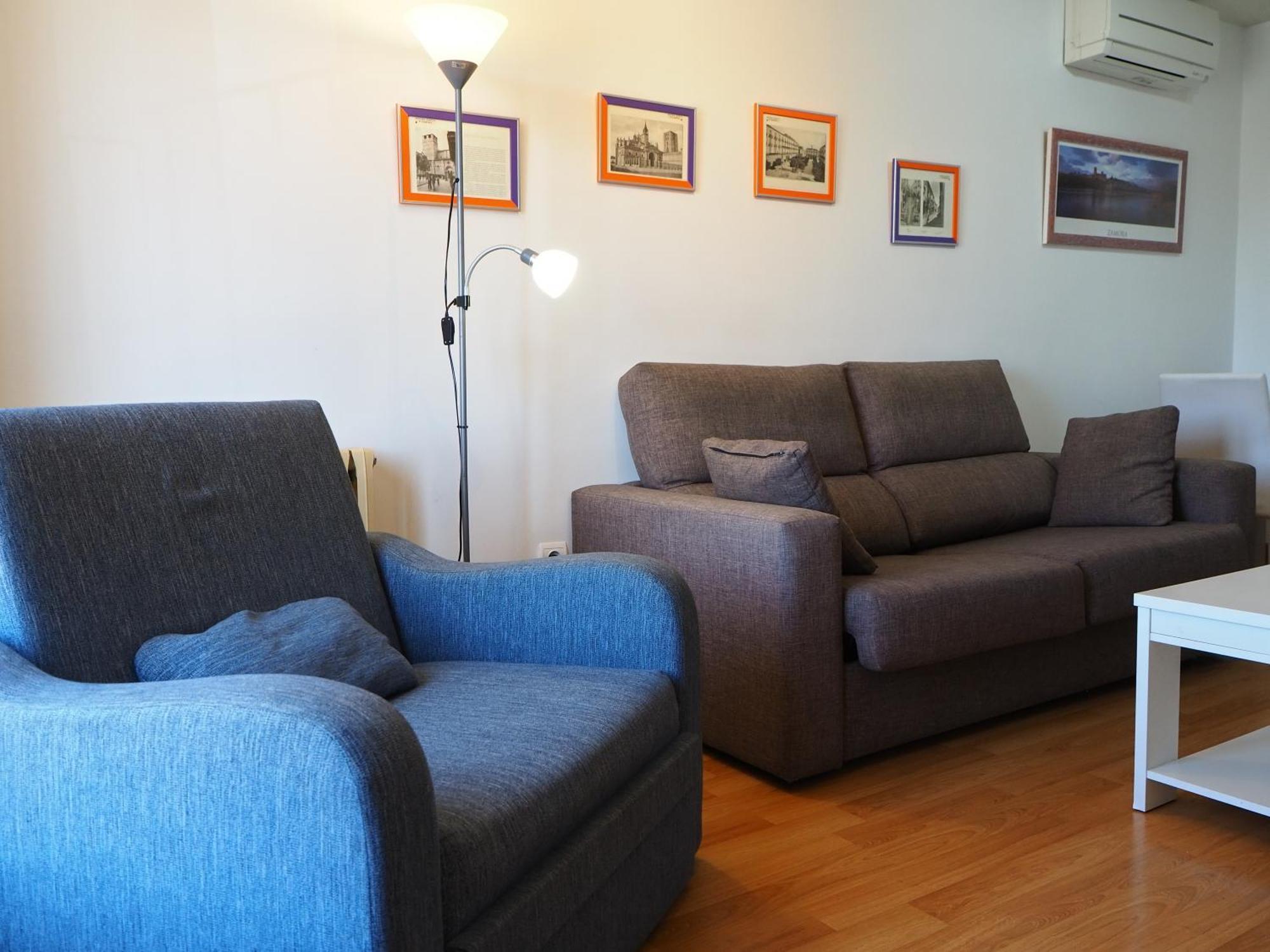 Apartamentos La Muralla 사모라 외부 사진